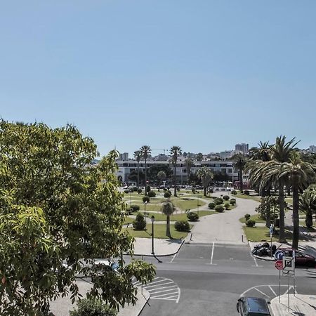 Rent4Rest Estoril Beachfront Apartments Esterno foto
