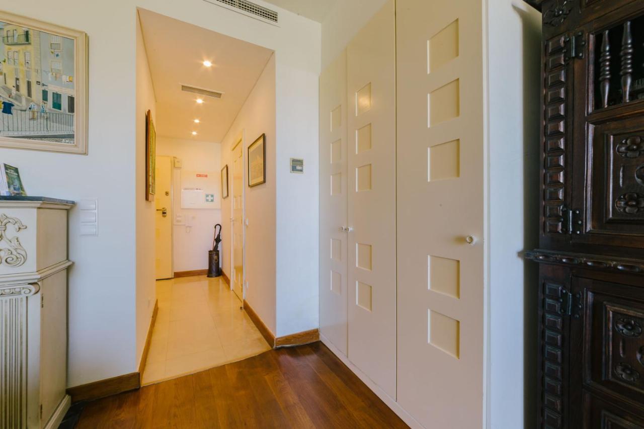 Rent4Rest Estoril Beachfront Apartments Esterno foto