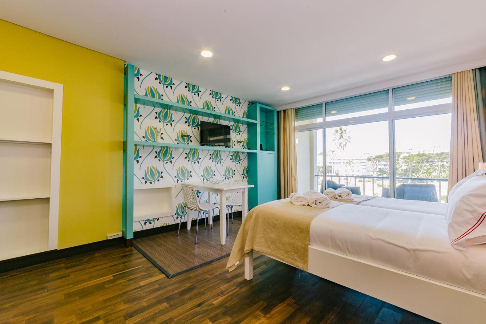 Rent4Rest Estoril Beachfront Apartments Esterno foto