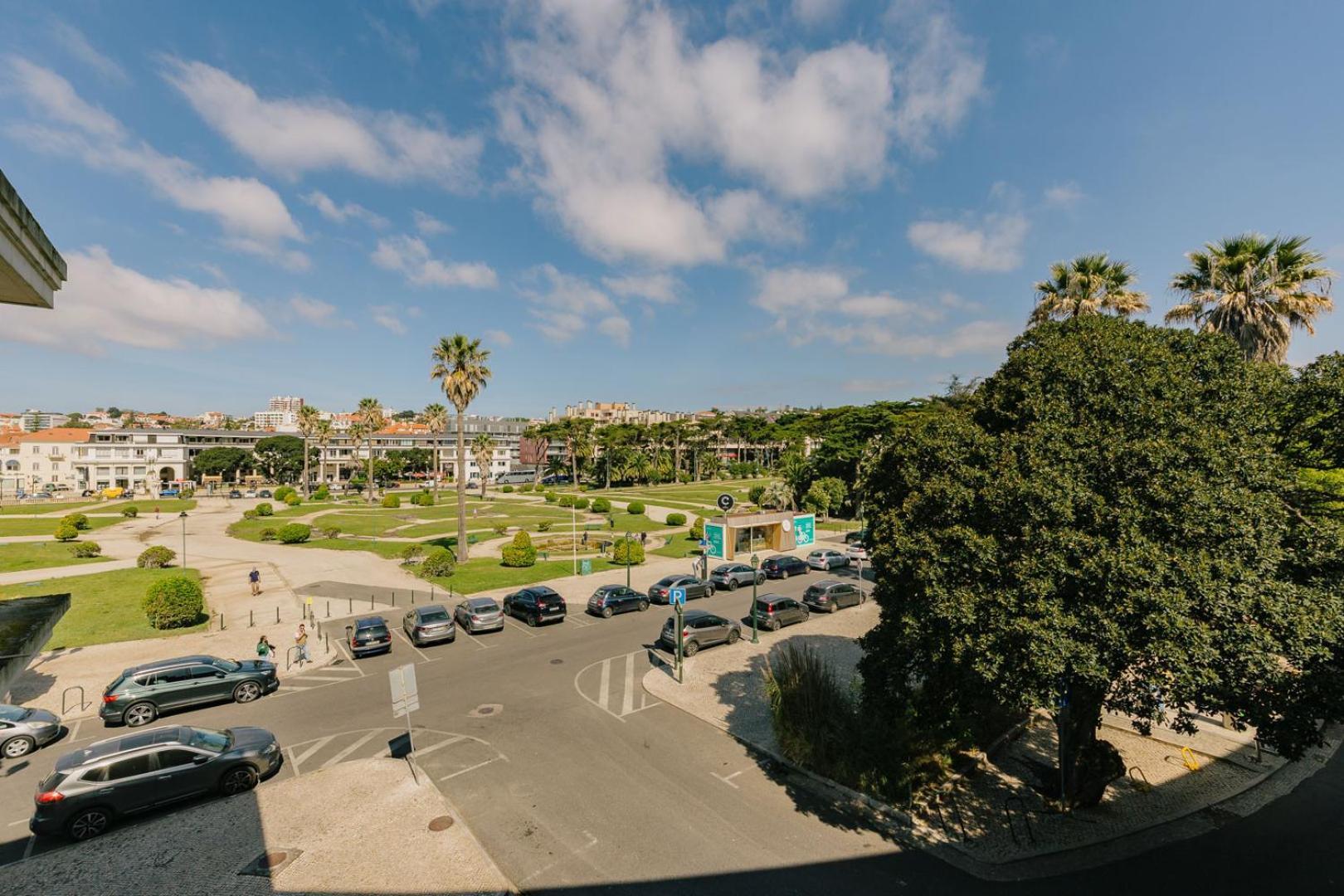 Rent4Rest Estoril Beachfront Apartments Esterno foto